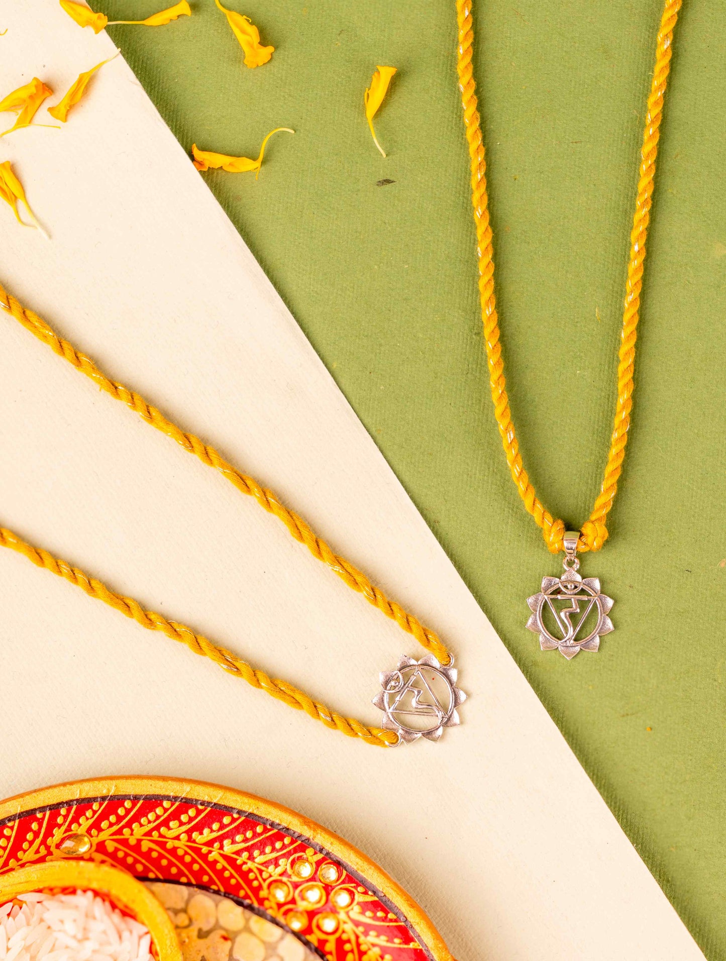 Solar Plexis Lumba-Rakhi Set