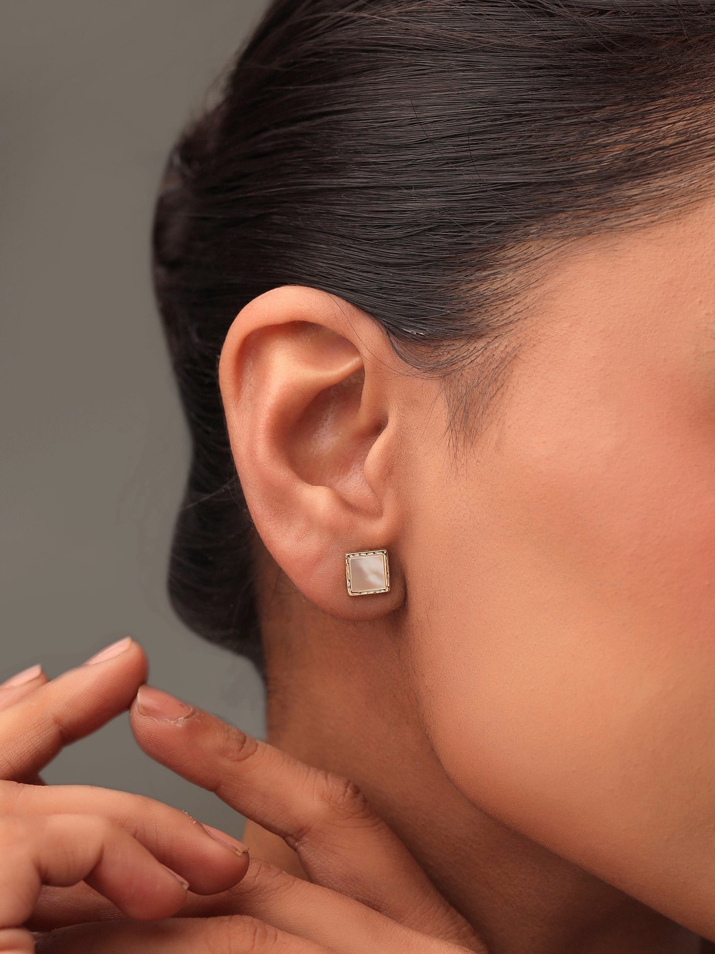 Syra Square Mother of Pearl in 24k Gold 925 Sterling Silver Stud Earrings For Women