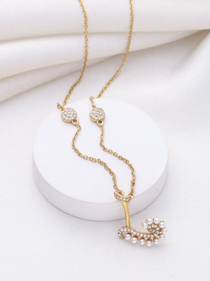 Pearl Gold-plated Sophisticated 'L' Alphabet 925 Sterling Silver Pendant For Women