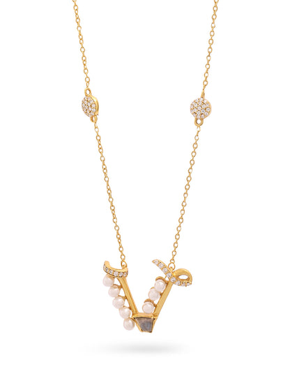 Labradorite Pearl Gold-plated Charming 'V' Alphabet 925 Sterling Silver Pendant For Women