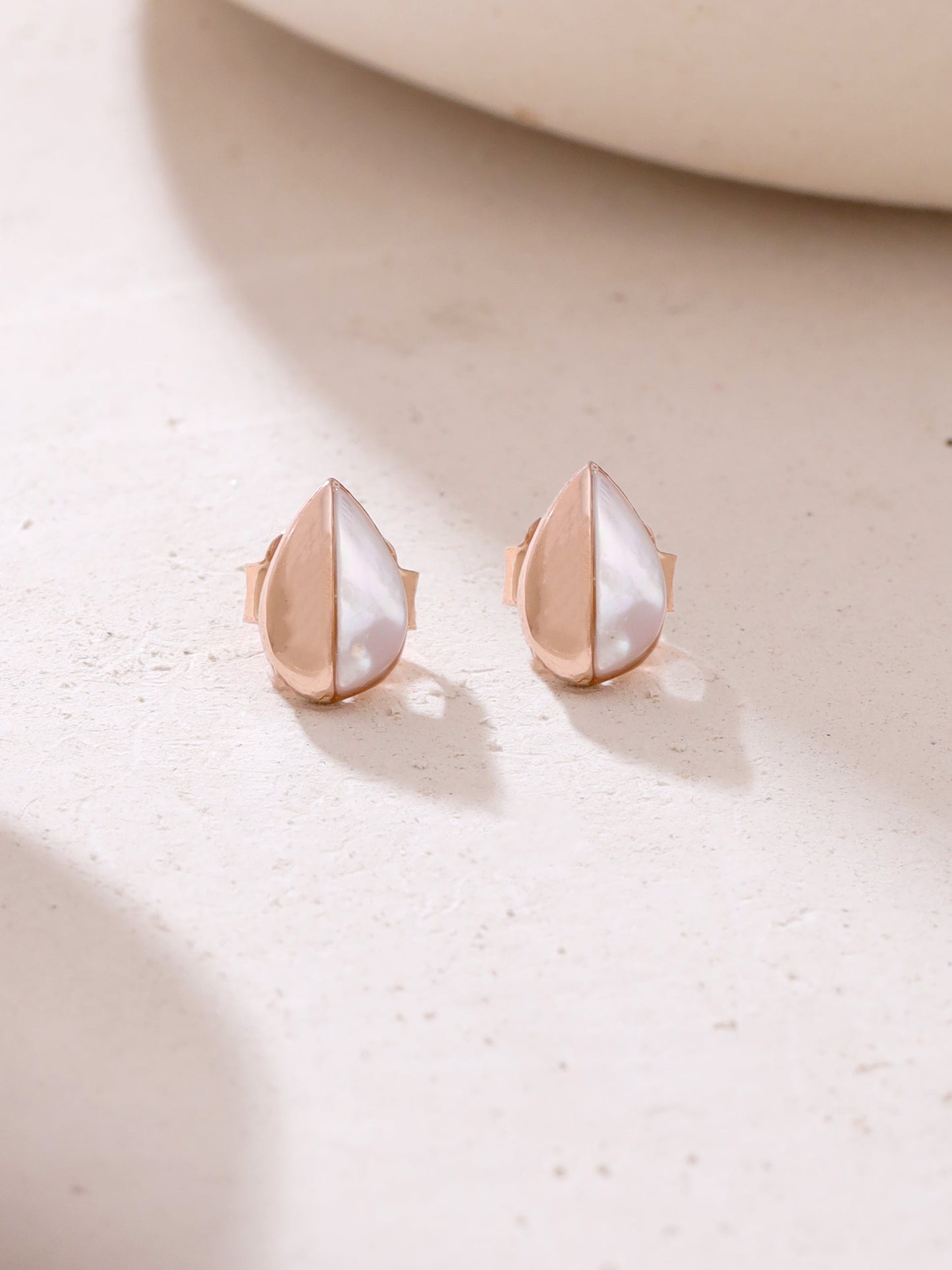 Mother of Pearl Rose Gold Pear-Shaped Syra 925 Sterling Silver Stud Earrings For Women